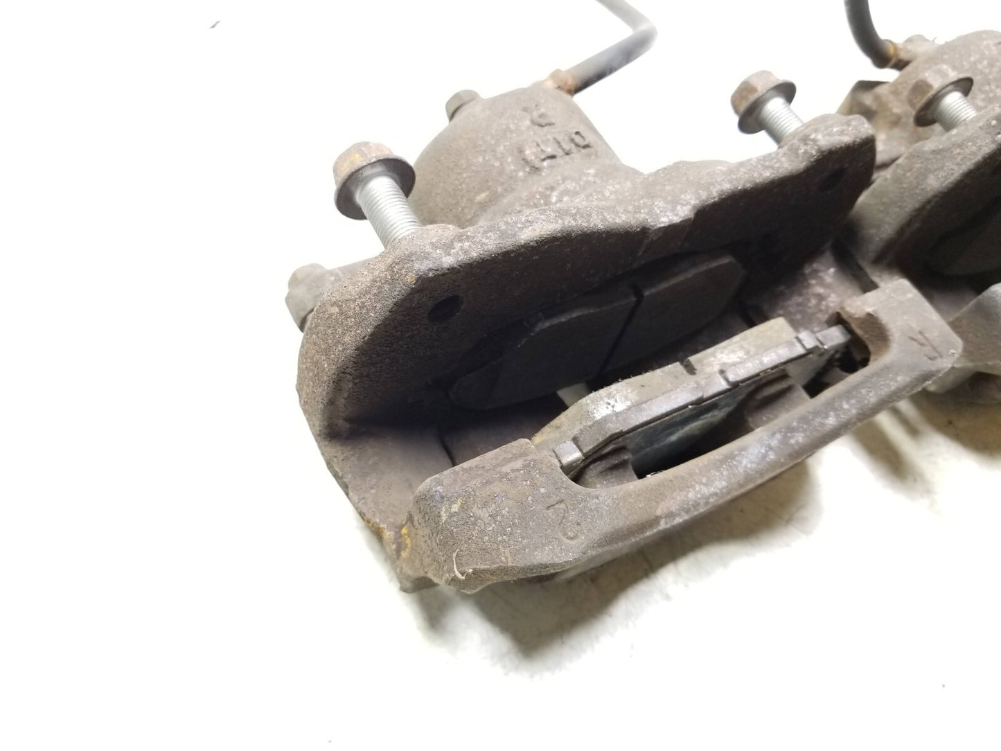 2011 Scion Xb Front Brake Caliper Driver & Passenger Side Pair OEM