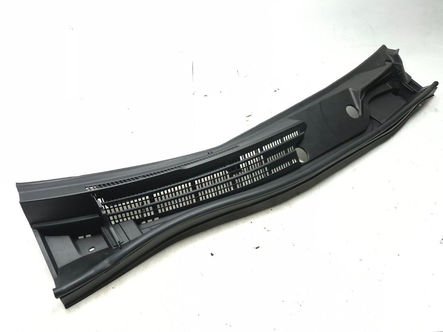 2010 Lexus Hs250h Windshield Wiper Cowl Vent Trim Panel Grille 55708-75020  OEM