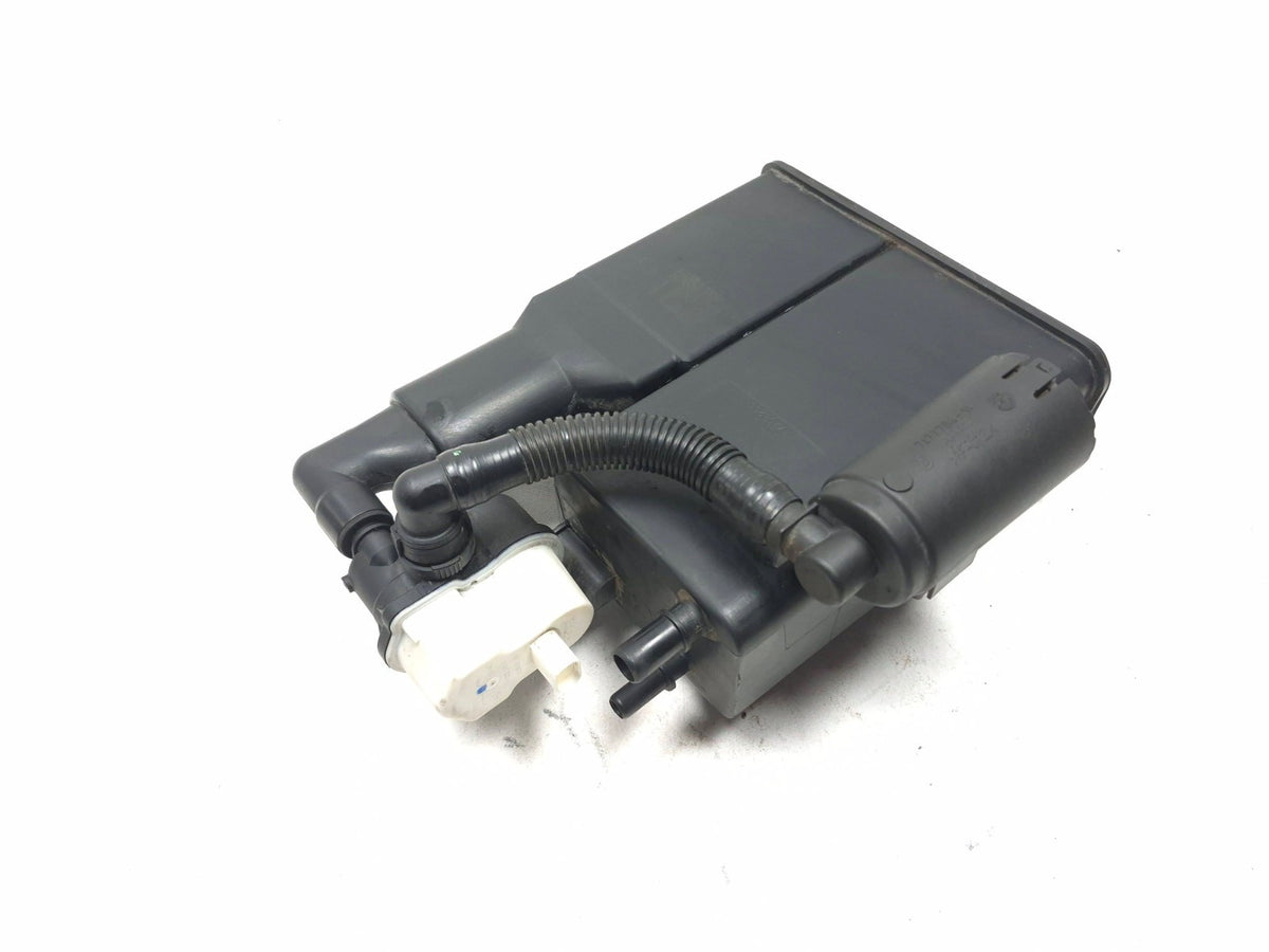 2011 BMW 750li Fuel Vapor Canister Oem✅