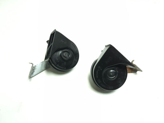 2013 Cadillac Escalade Esv Horn Signal Pair OEM
