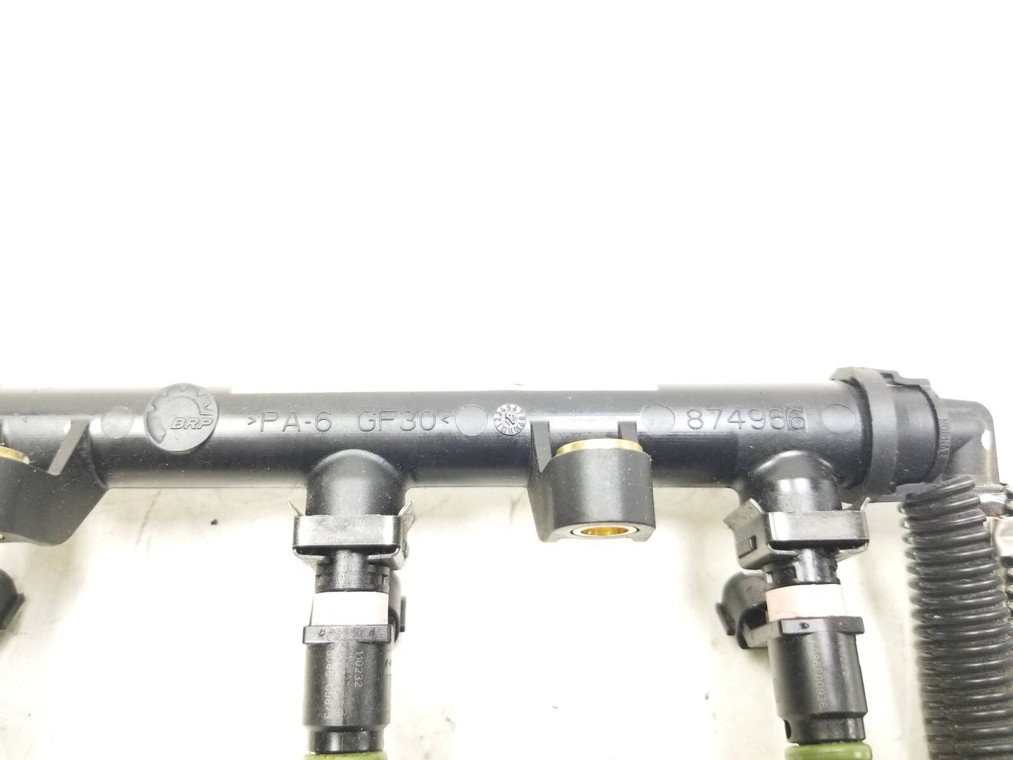 16-19 Ski-doo Renegade 900 Enduro Ace Fuel Rail W/ Injectors Oem✅