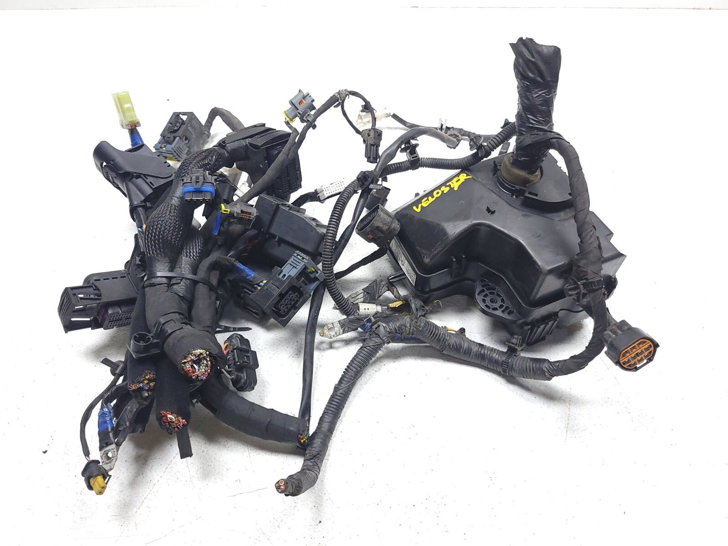 2016 Hyundai Veloster Fuse Box Wire Harness OEM