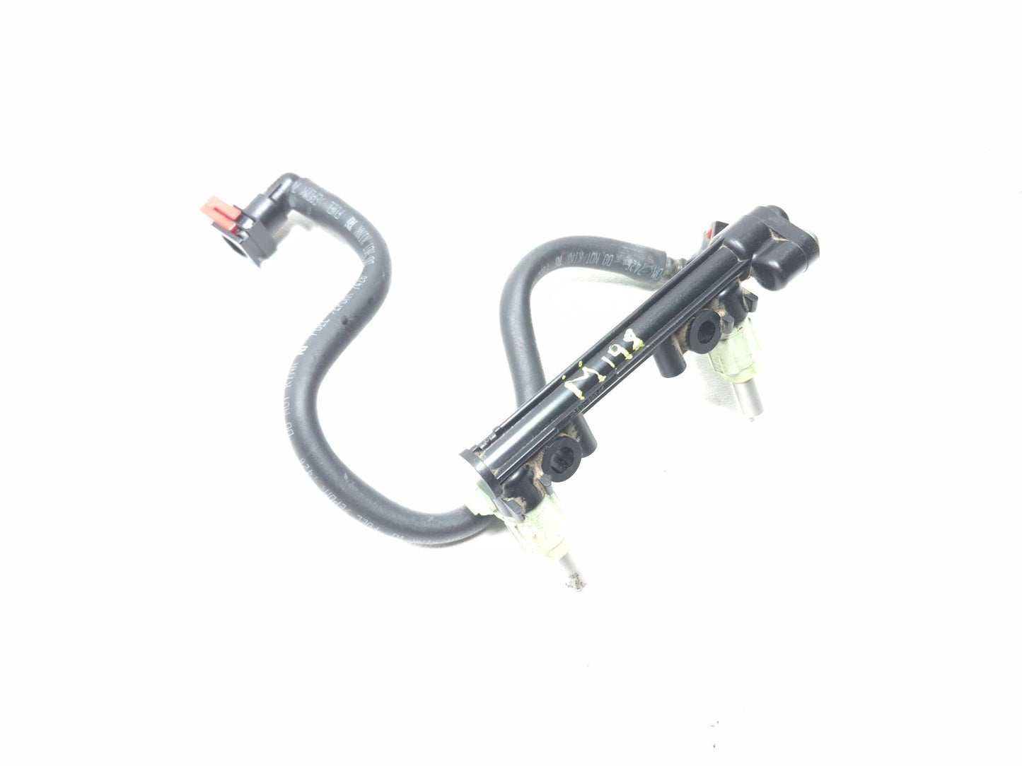 2018 Kawasaki Ninja 650 Ex650 Fuel Injector W/ Rail OEM