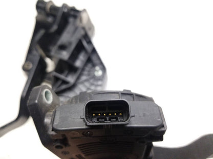 2011 - 2020 Dodge Grand Caravan Brake Pedal & Accelerator Pedal OEM