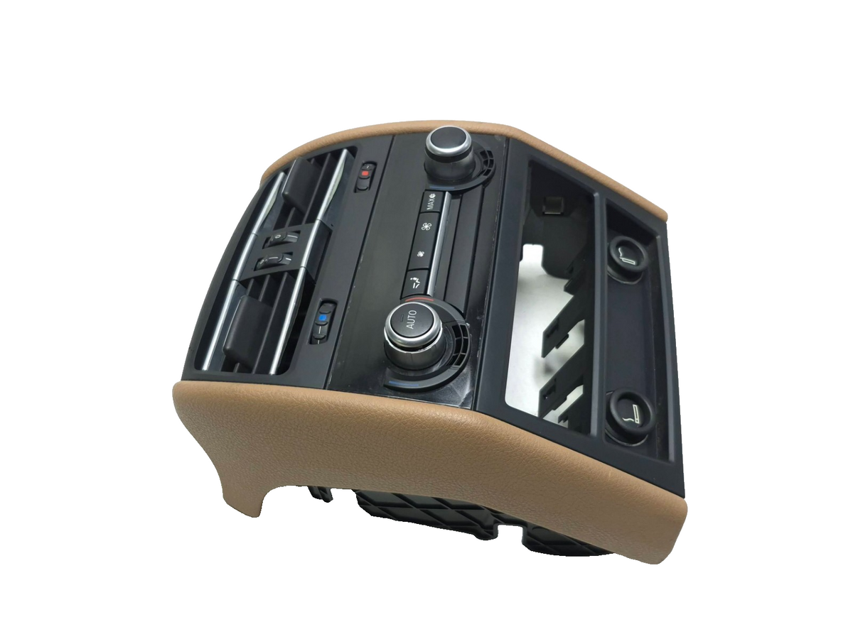 2011 BMW 750li Center Console Rear Trim Air Vent & Controls OEM