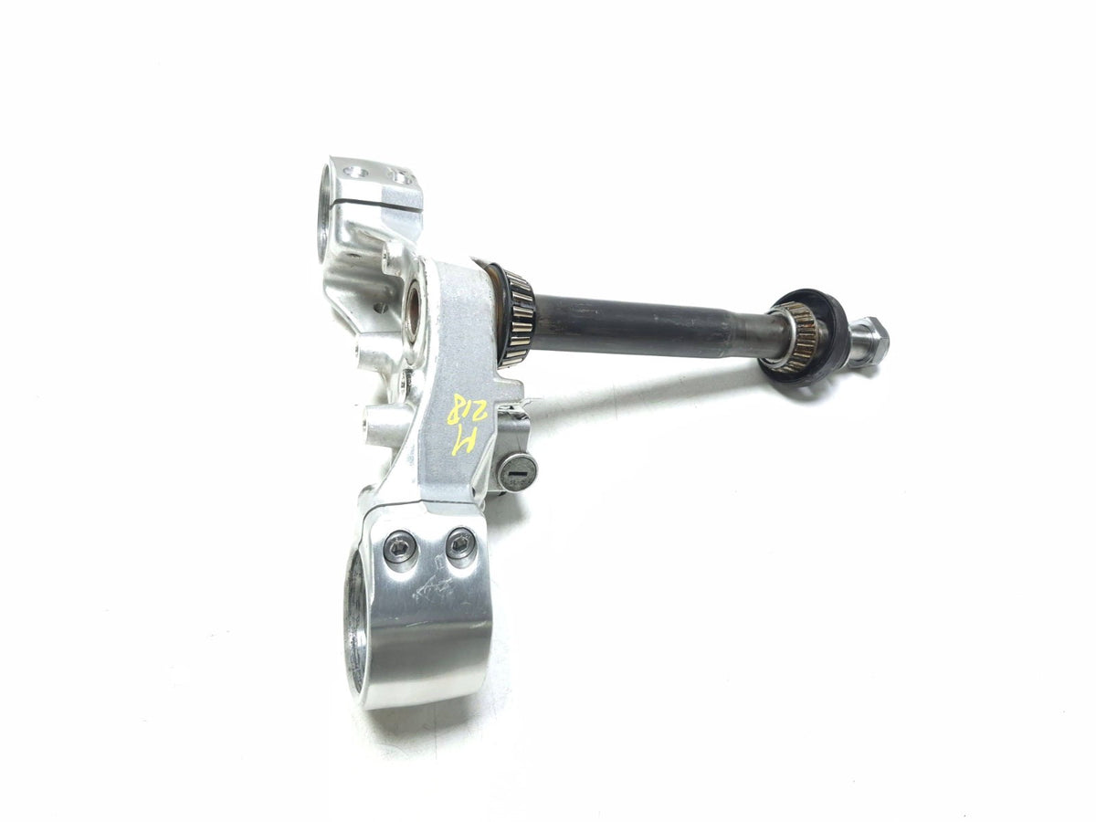 2009 Suzuki Boulevard M109r Vzr1800 Triple Tree Lower OEM