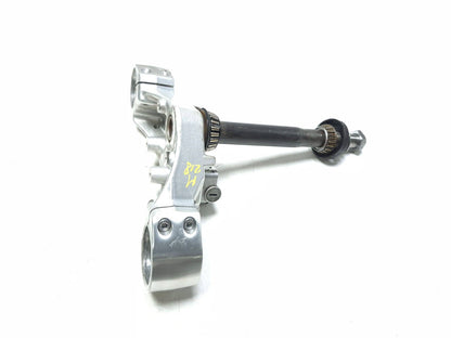 2009 Suzuki Boulevard M109r Vzr1800 Triple Tree Lower OEM