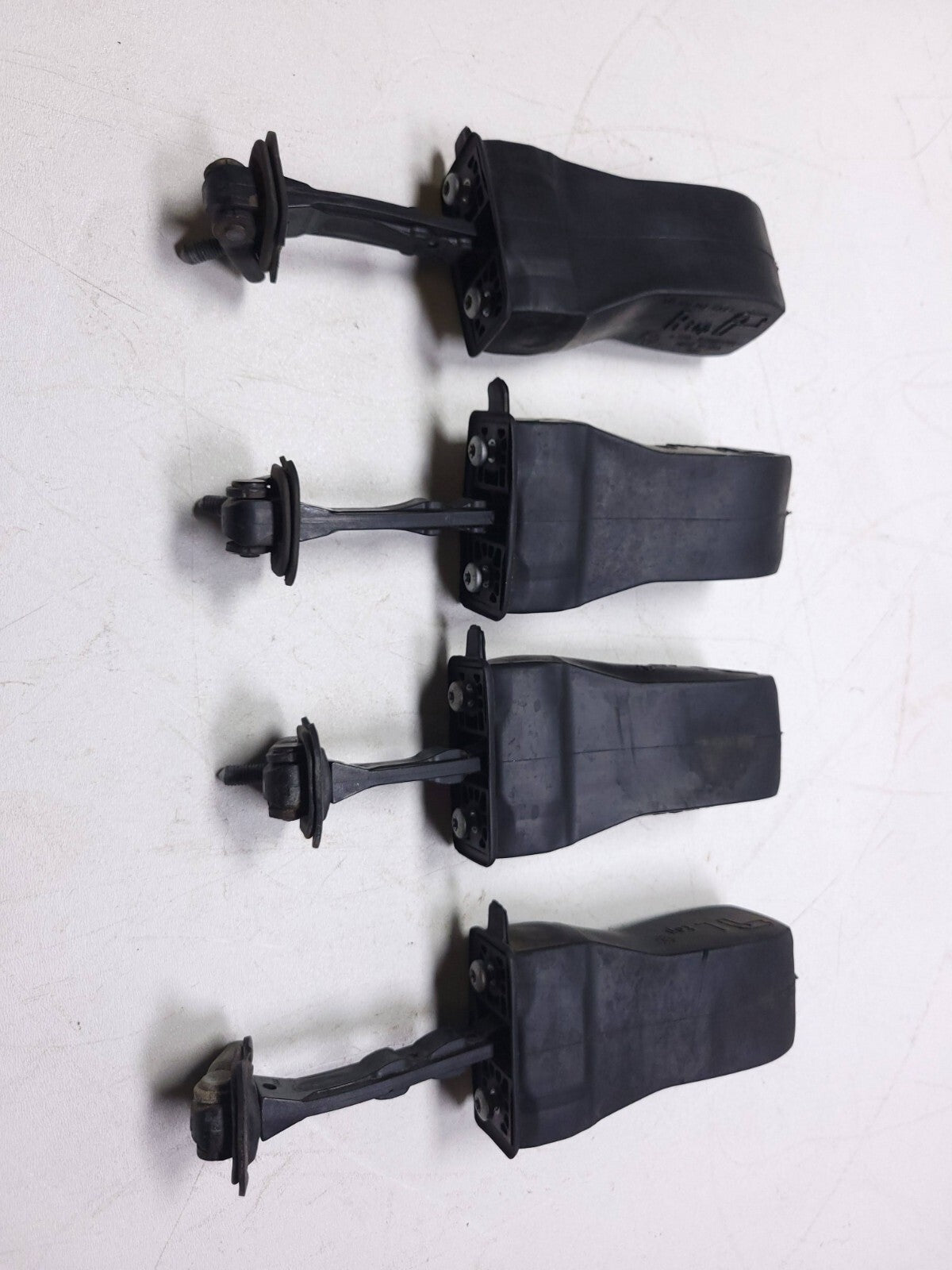 2017 Volkswagen Passat Door Hinge Check Strap Stopper 4pcs  OEM