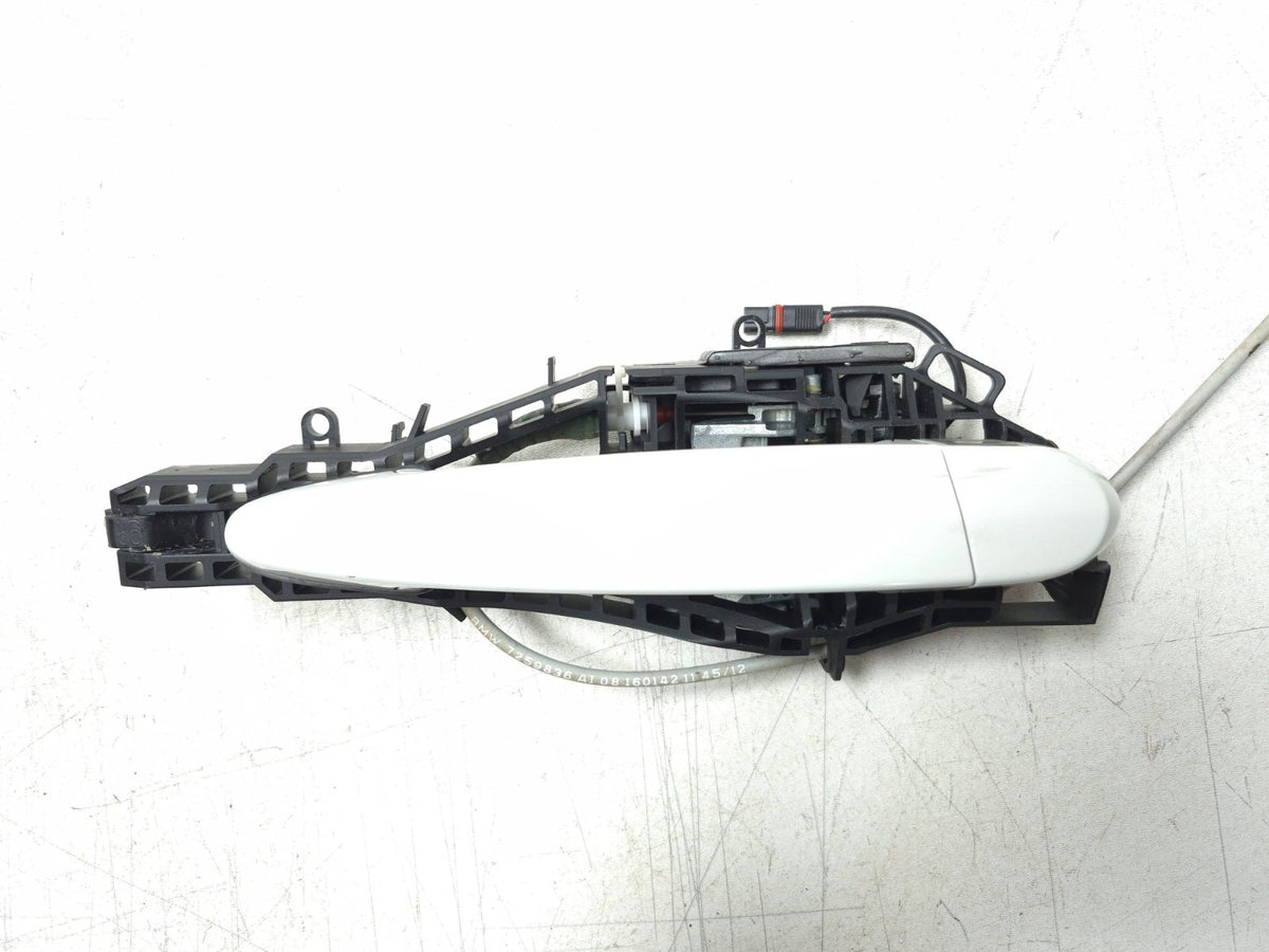 2013 BMW 328i F30 Rear Door Exterior Handle Right Passenger Side OEM