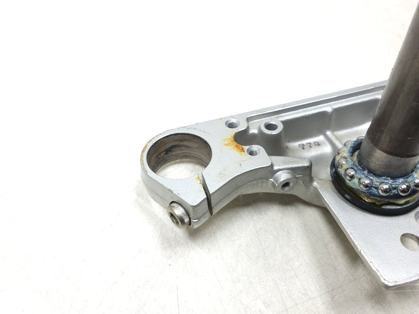 2008 Honda Shadow Aero Vt 750 Ca Front Holder Fork Under Triple Tree OEM