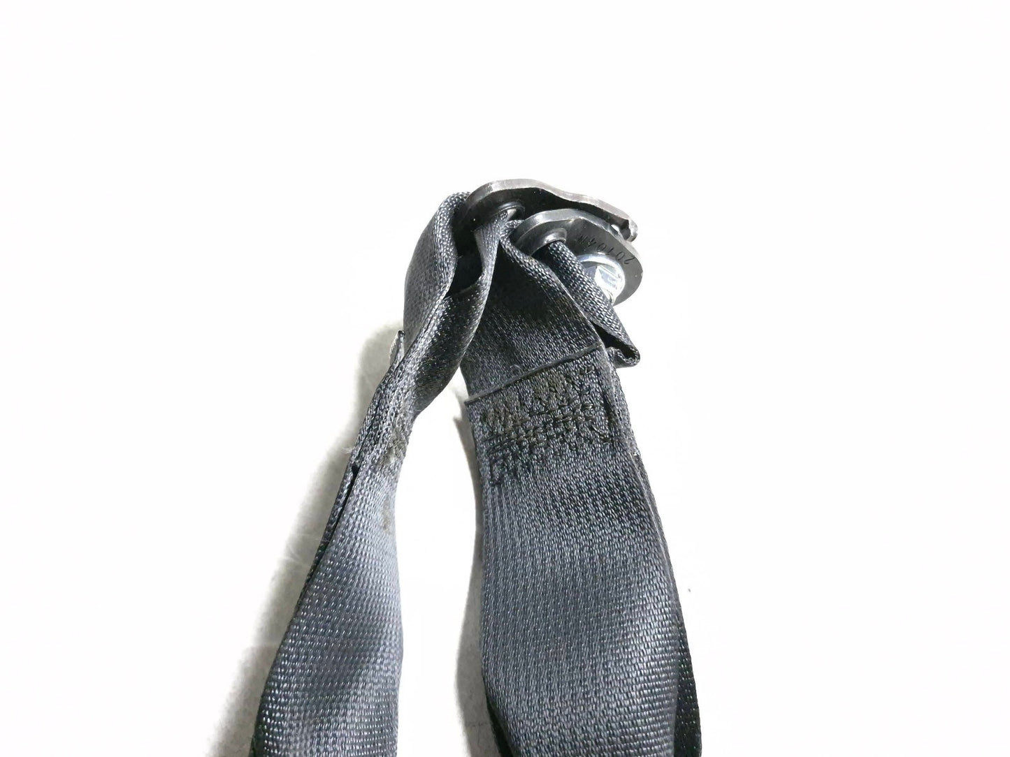 2010 Nissan Maxima Rear Center Seat Belt Buckle OEM 88842-9n08c
