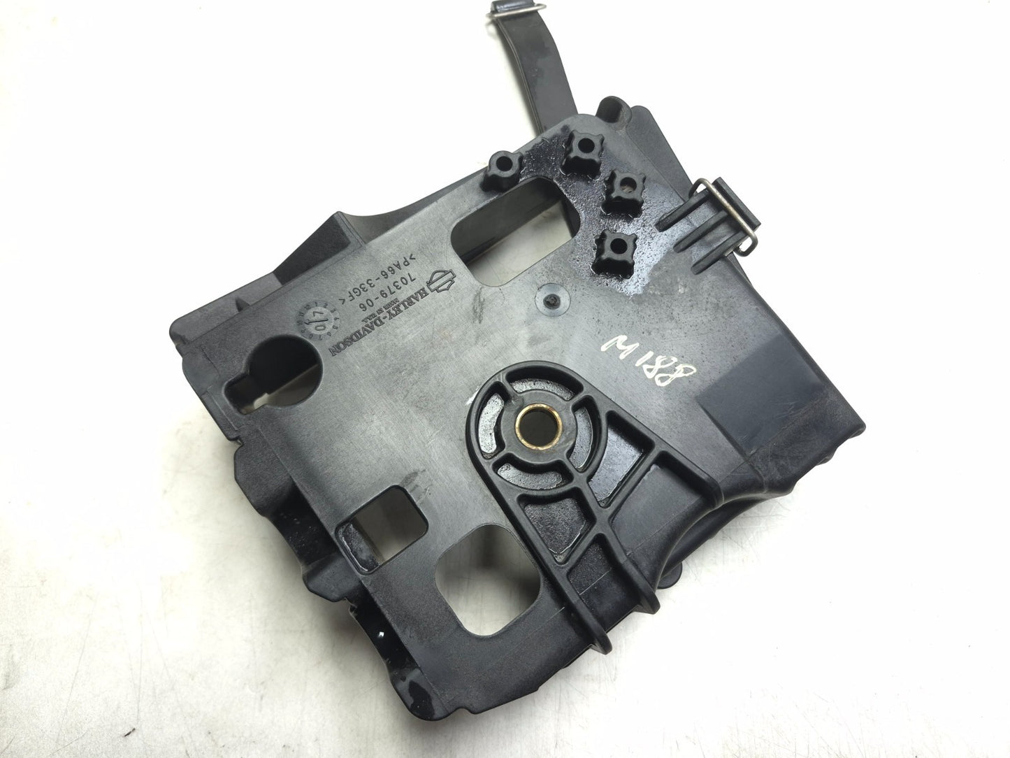 2008 Harley-davidson Dyna Fat Bob Fxdf Battery Tray Box  OEM
