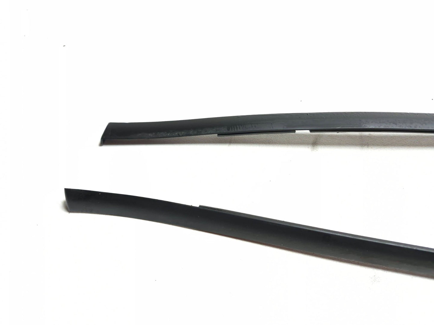 2015 Nissan Juke Exterior Roof Trim Molding OEM