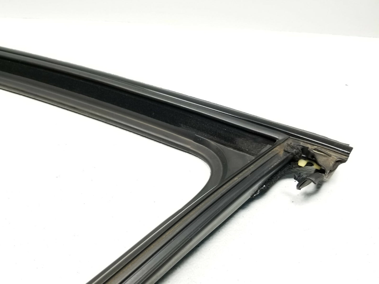 2013 Dodge Dart Front Driver Door Glass Weatherstrip Seal OEM