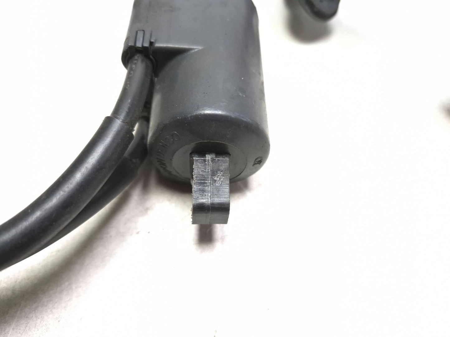 2001 Suzuki Gsx 750f Katana Coil Ignition Pair OEM