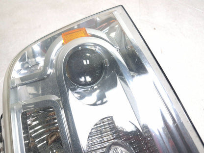 2008 Lincoln Navigator Headlight Driver Side Left OEM *damaged*
