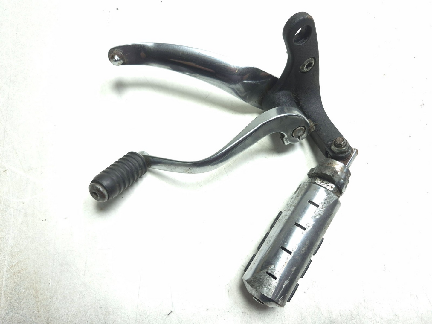 2008 Harley-davidson Dyna Fat Bob Fxdf Left Foot Peg & Gear Shifter Lever OEM