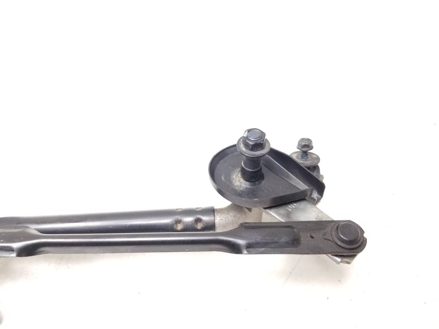 2014 - 2024 Kia Soul Windshield Wiper Motor W/ Linkage OEM