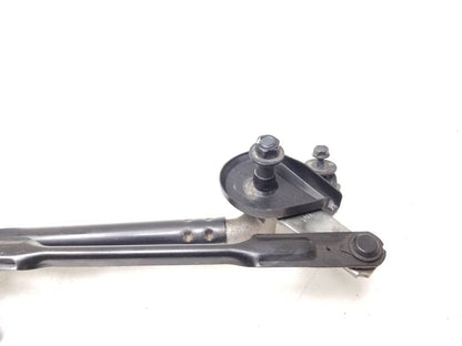 2014 - 2024 Kia Soul Windshield Wiper Motor W/ Linkage OEM