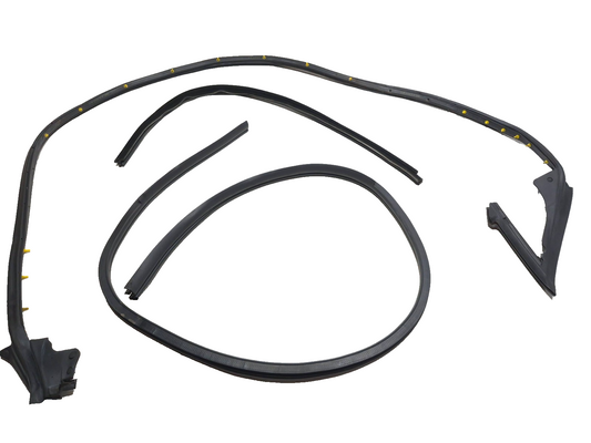 2013 Hyundai Genesis Door Weatherstrip Front Passenger Side Right OEM