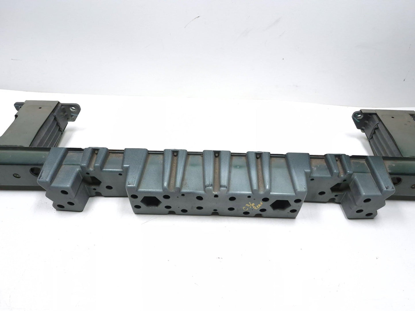 2014 Fiat 500l Rear Bumper Reinforcement Impact Bar Beam OEM