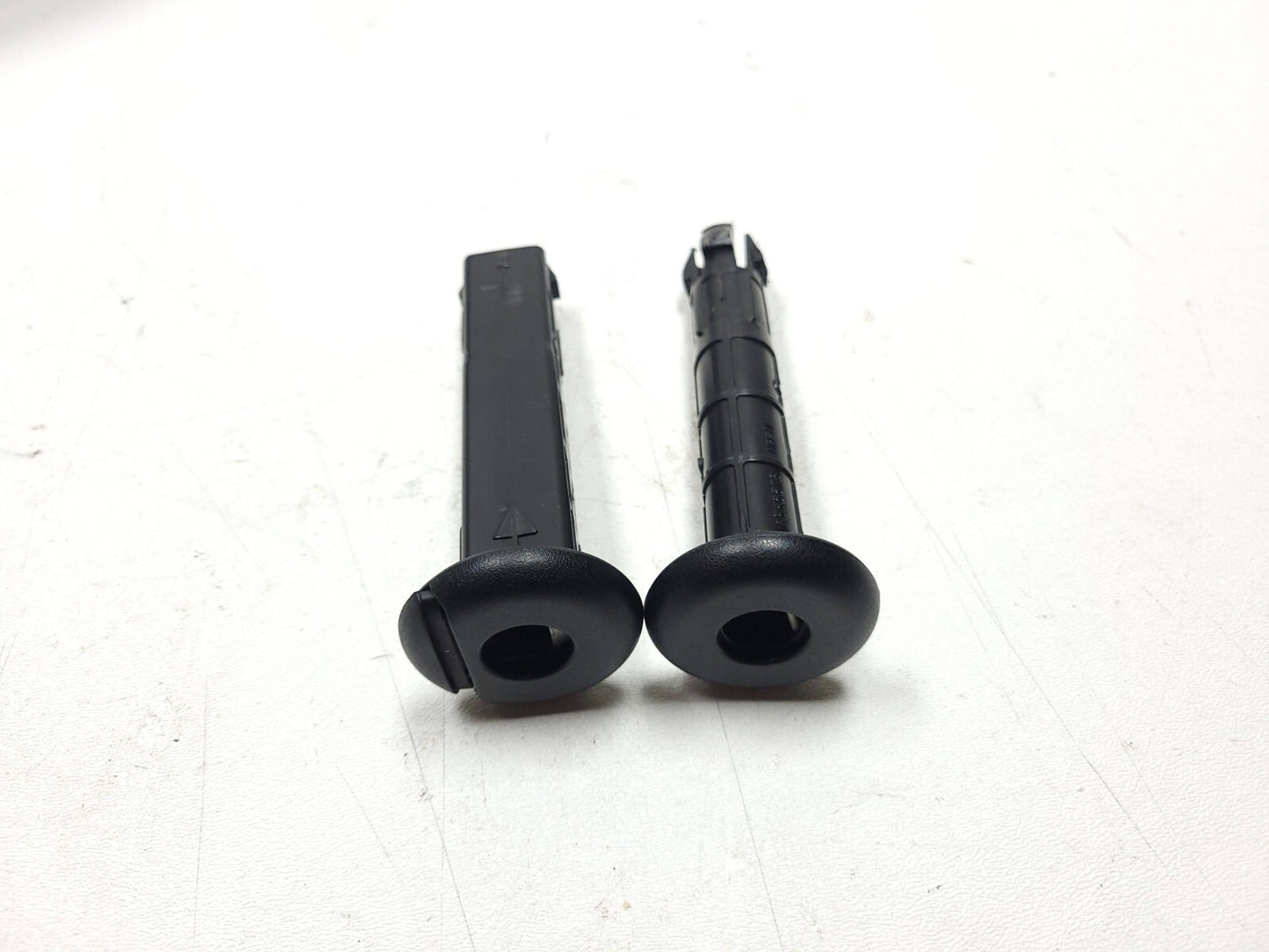 2015 Audi Q7 Front Seat Trim W/ Guide Sleeve Passenger Side Right 7 Pcs OEM