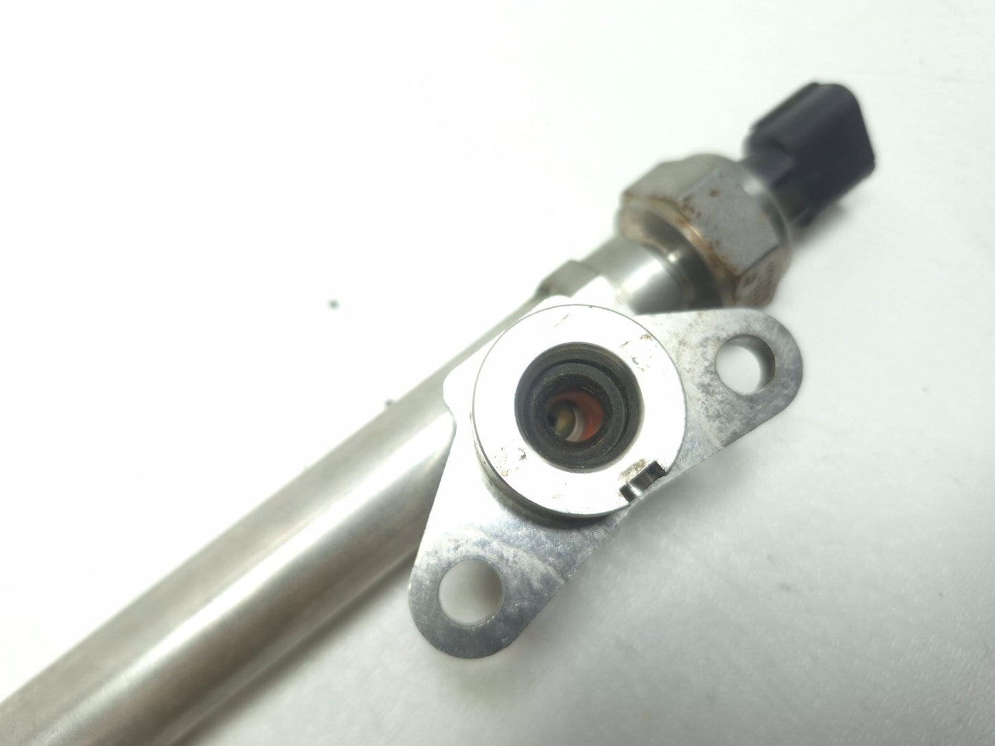 2017 Acura TLX Fuel Rail & Injectors 2.4l OEM