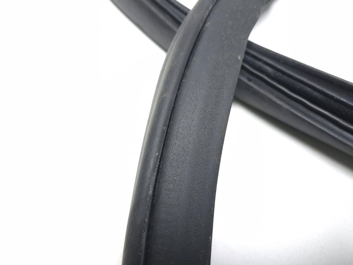 2004 Toyota Corolla Front Door Weatherstrip Seal Passenger Side Right OEM