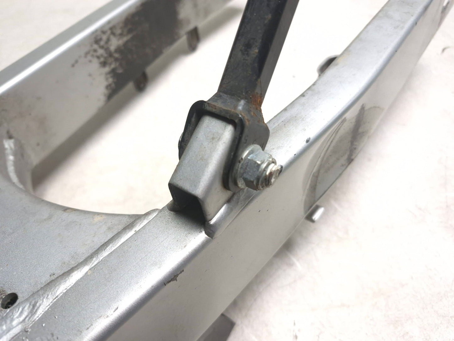 2006 Suzuki Katana Gsx600f Rear Swingarm OEM