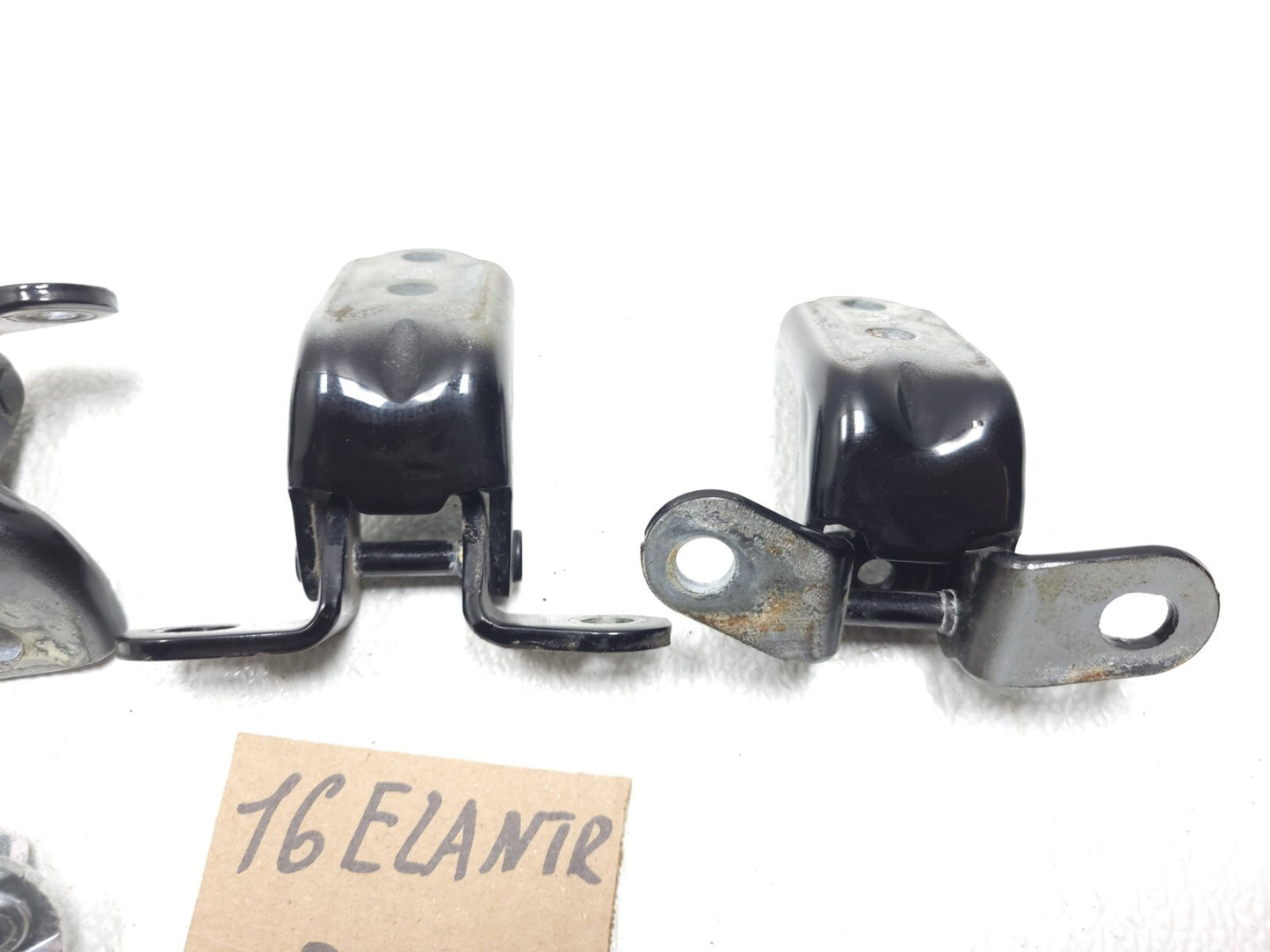 2016 Hyundai Elantra Door Hinge Front & Rear Right Passenger Side Set OEM