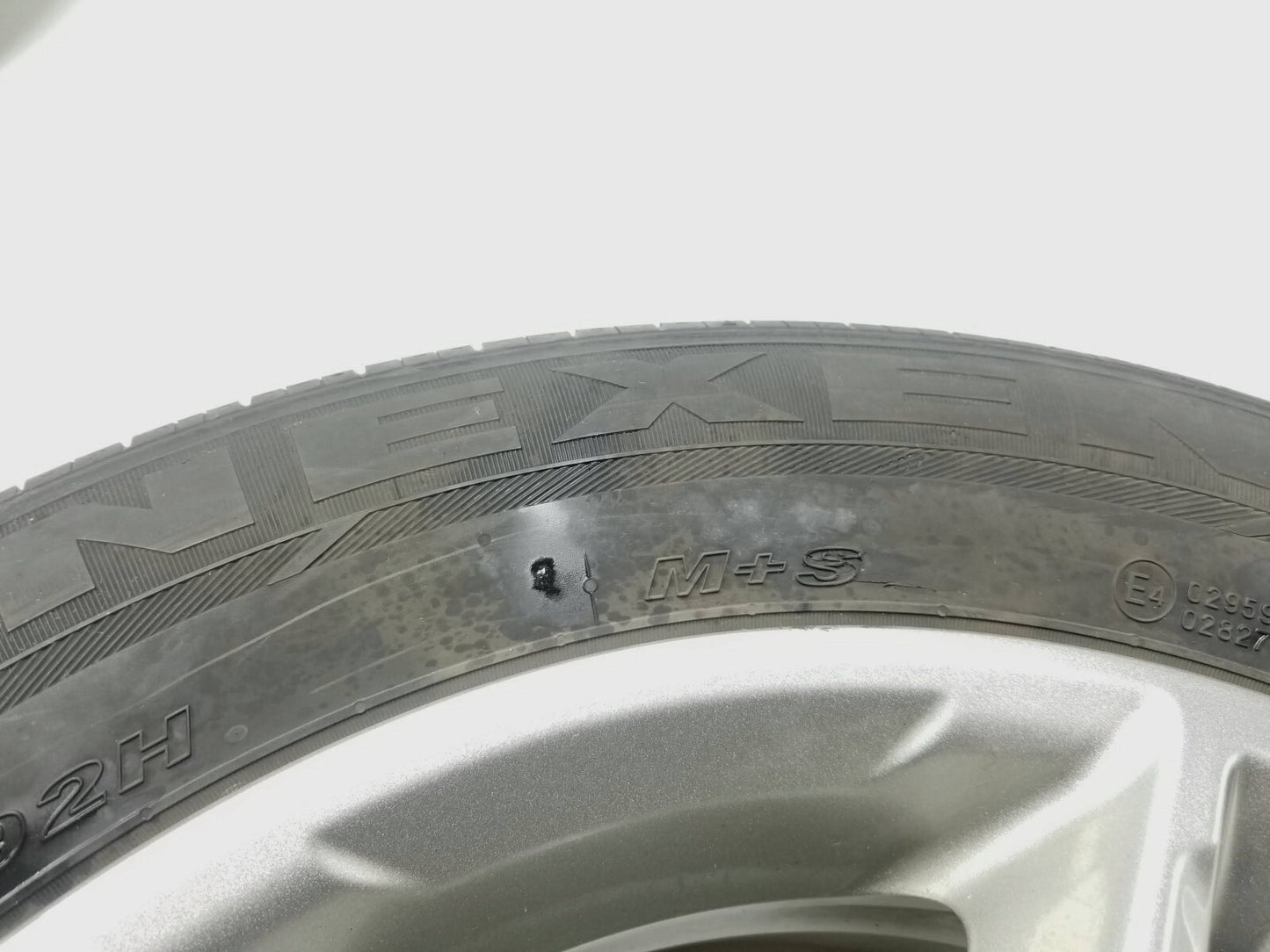 2019 Hyundai Kona Wheel Rim W/ Tire 205/60r16 4pcs OEM 29k Miles
