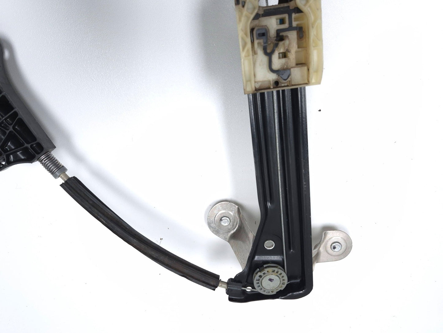 2015 Volkswagen Golf Front Window Regulator Passenger Side Right OEM