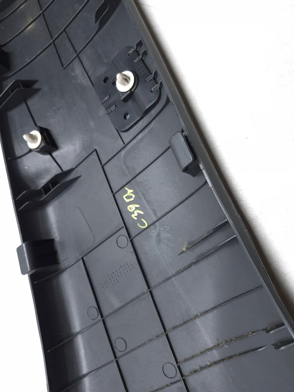 2014 Hyundai Accent Front Left & Right B Pillar Lower Trim Cover OEM