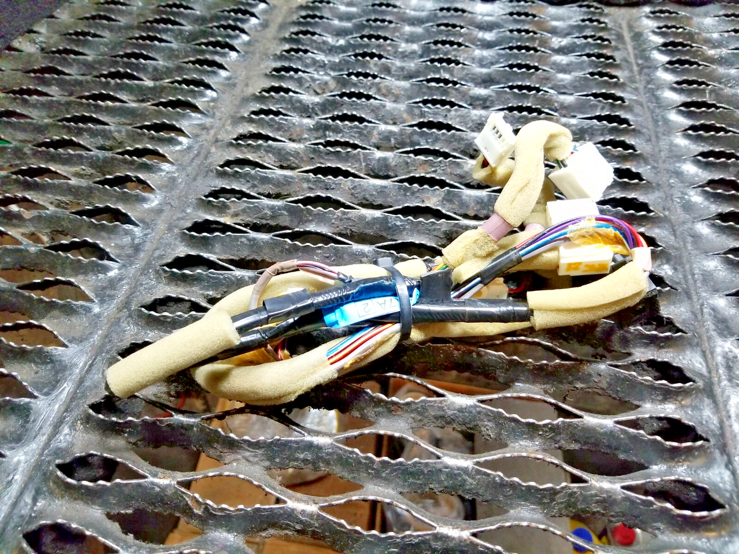 2012 Nissan Juke Dome Light Lamp Wiring Harness OEM