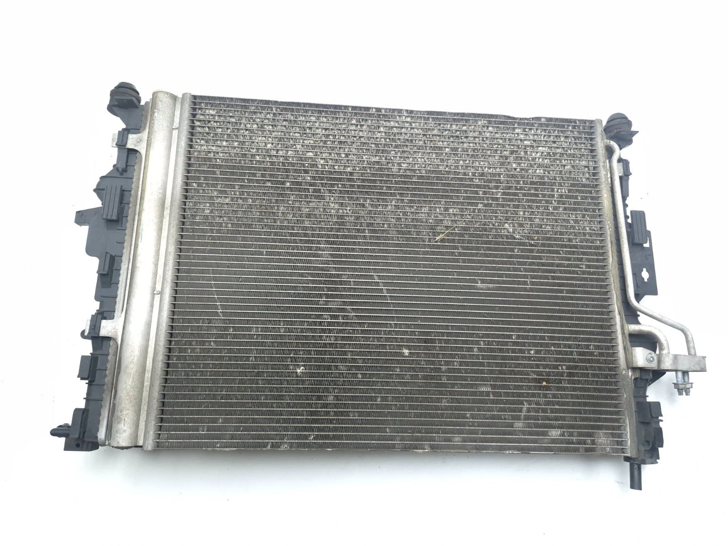 2016 Ford Transit Connect Coolant Radiator Condenser & Fan Shroud 2.5l OEM