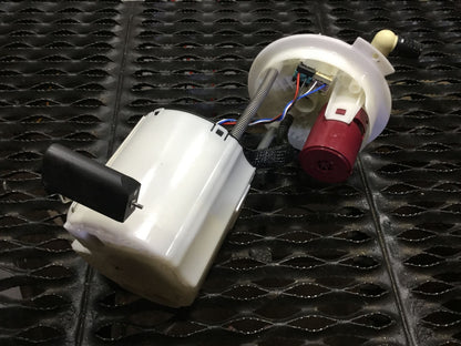 11 12 13 14 15 Chevrolet Cruze Gas Fuel Pump 13503108a OEM