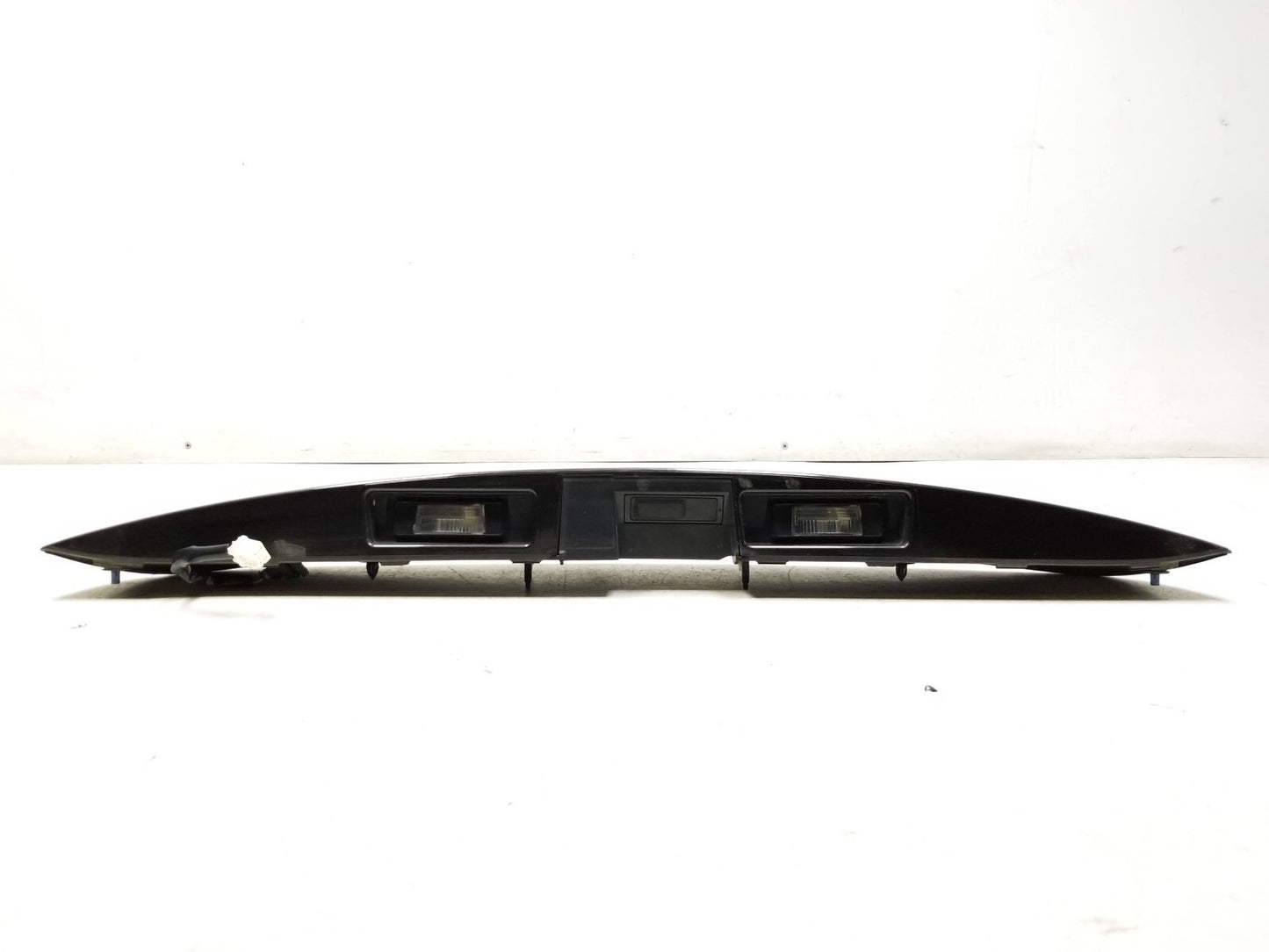 2011 2012 Nissan Juke Rear Liftgate Tailgate License Light Molding W/ Emblem OEM