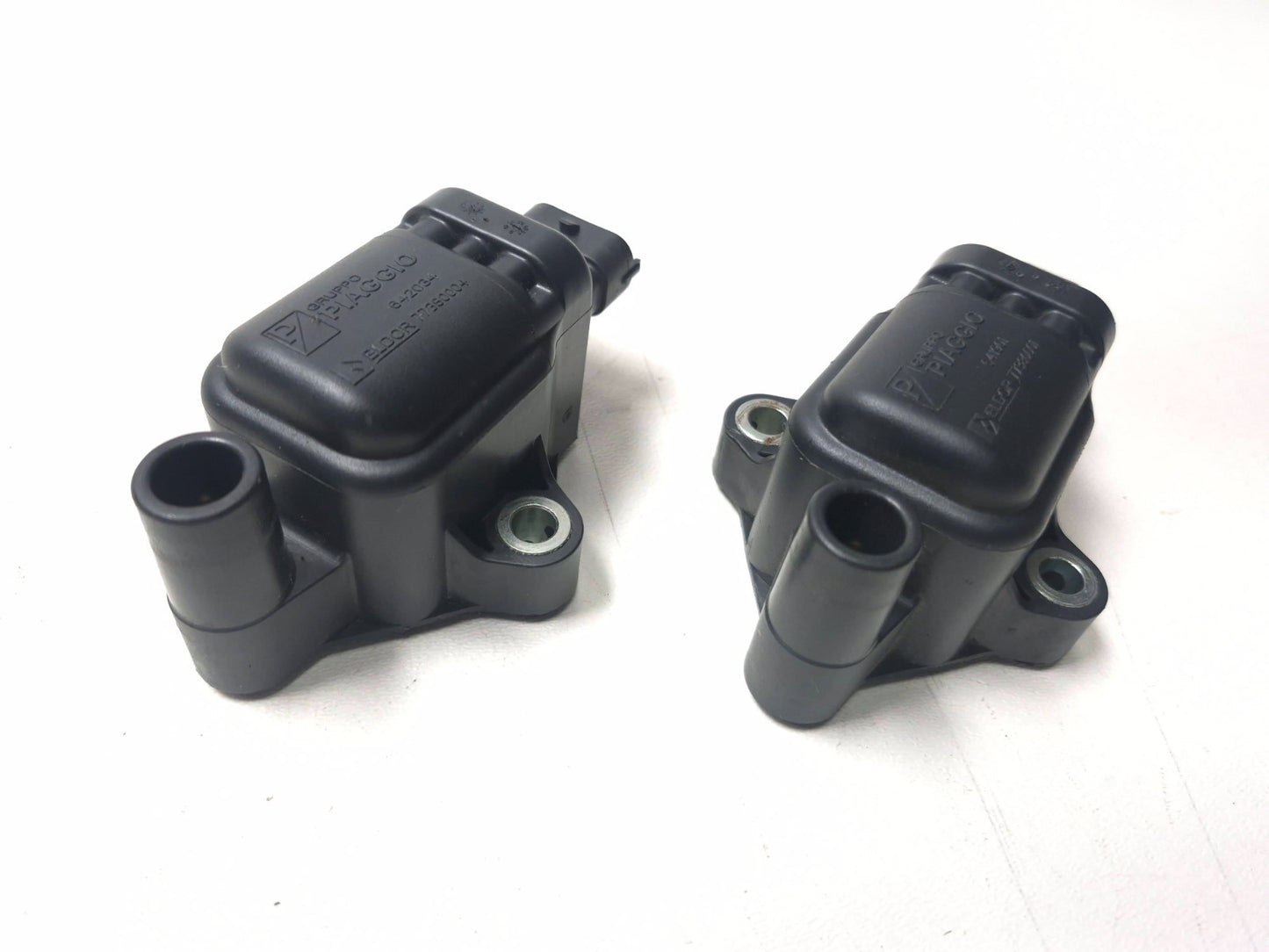 2022 Moto Guzzi V7 Spark Plug Ignition Coil 2pcs OEM