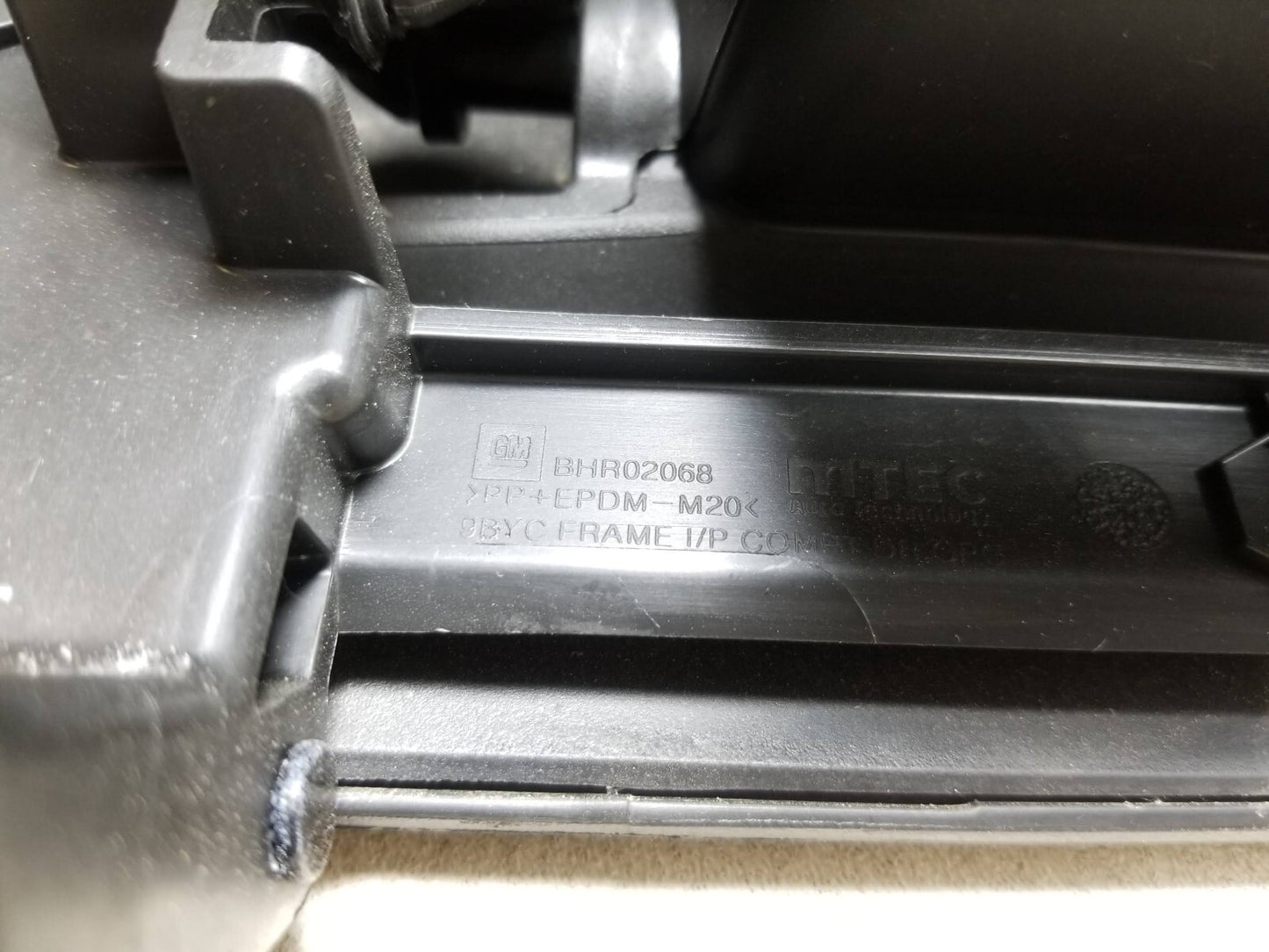 2022 Chevrolet Trailblazer Dash Glove Box Storage Compartment OEM