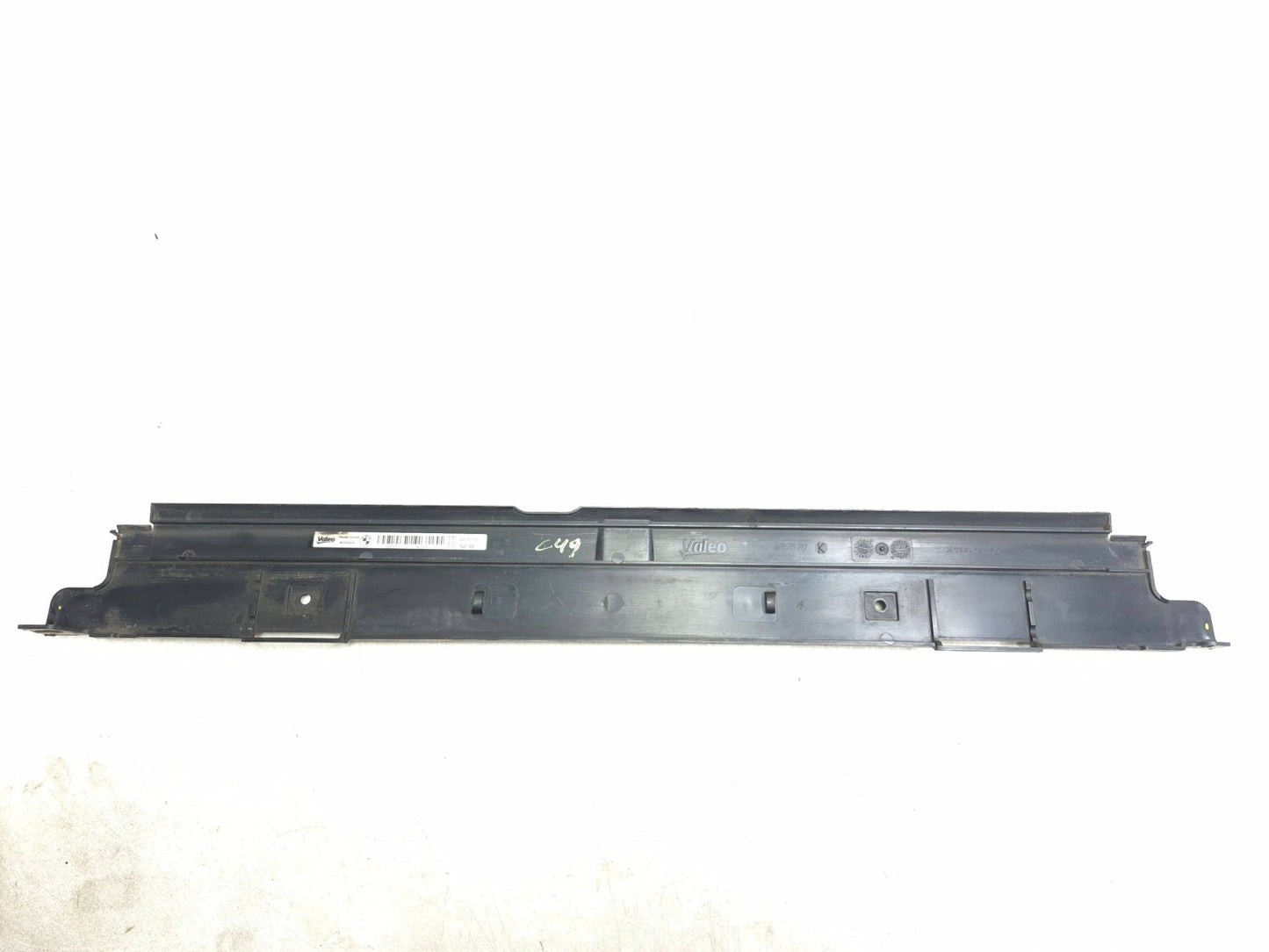 2013 BMW 328ix Radiator Bracket Upper Seal Cover 7600543 Oem✅