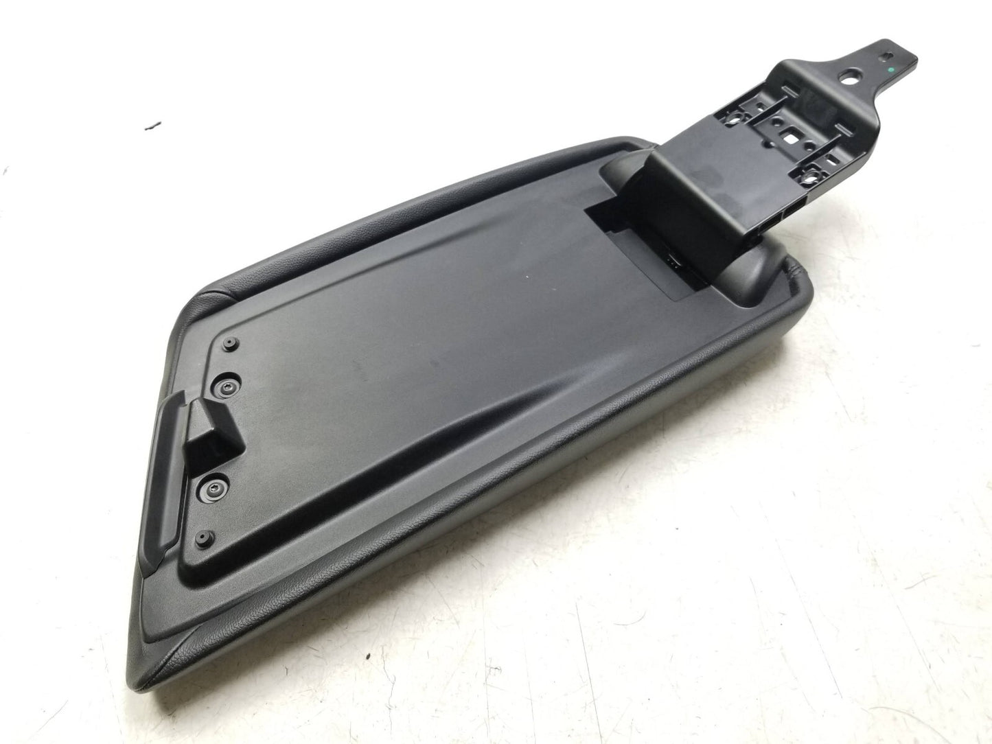 2018 Alfa Romeo Stelvio Front Center Console Armrest OEM ☑️
