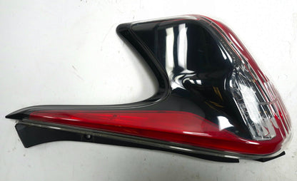 2015 Nissan Juke Tail Light Left & Right Pair OEM