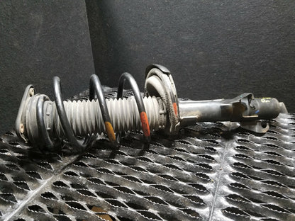 2007 Volvo S40 2.4l Front Strut Shock Spring Absorber Left Driver Side OEM