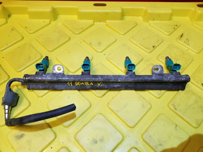 07 - 12 Nissan Sentra Fuel Rail W/ Injectors 2.0l OEM
