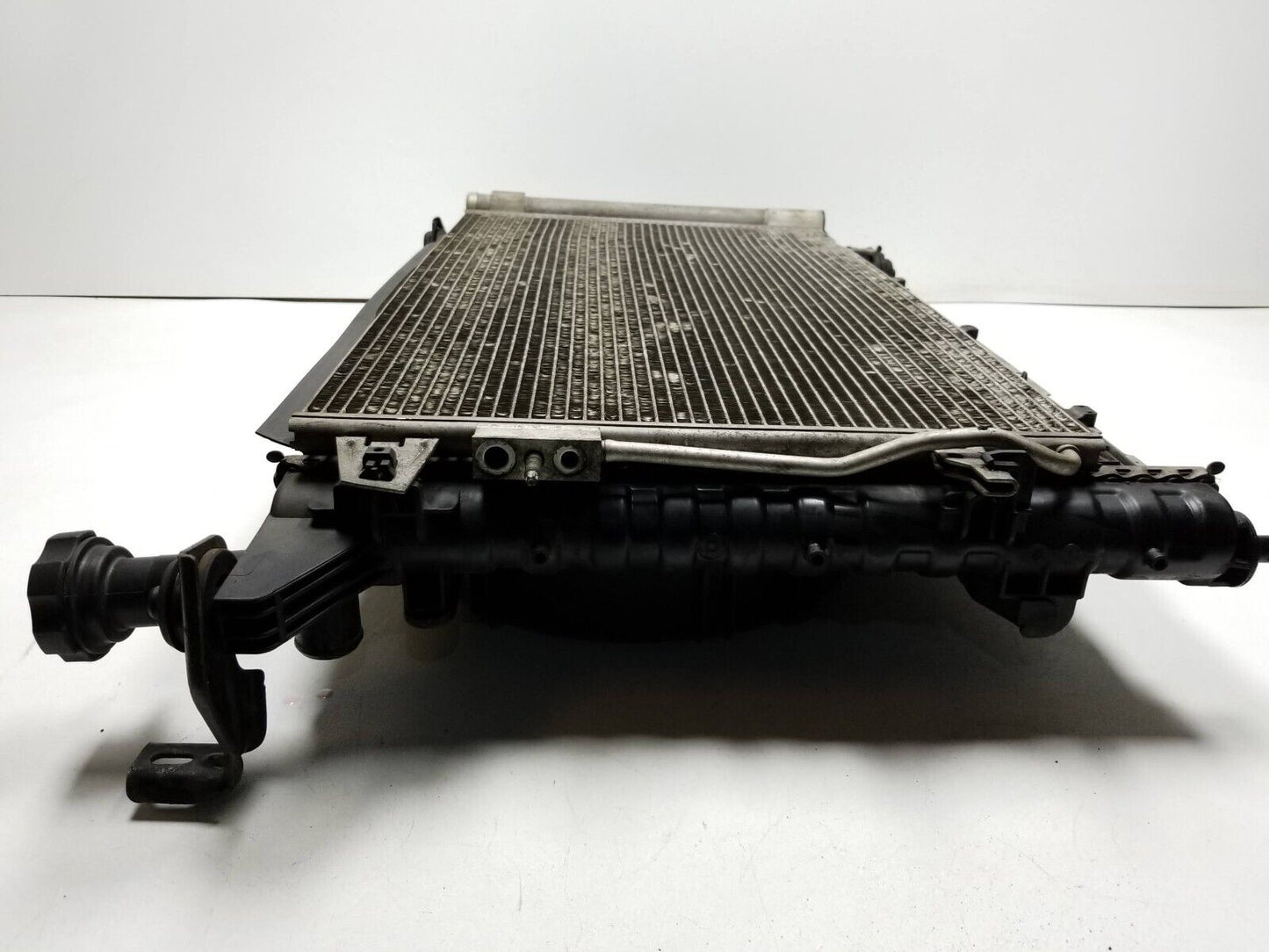 13 14 15 16 GMC Acadia Radiator Condenser Cooling Fan Assy OEM