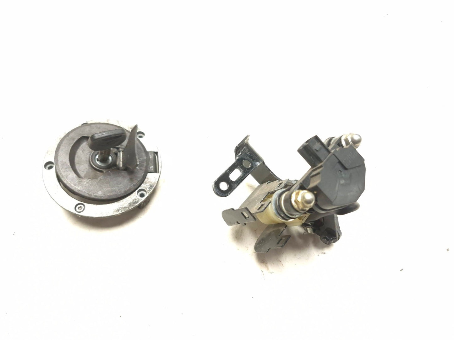 2017 Honda Cmx300 Rebel Ignition Lock Switch & Fuel Cap Lock OEM