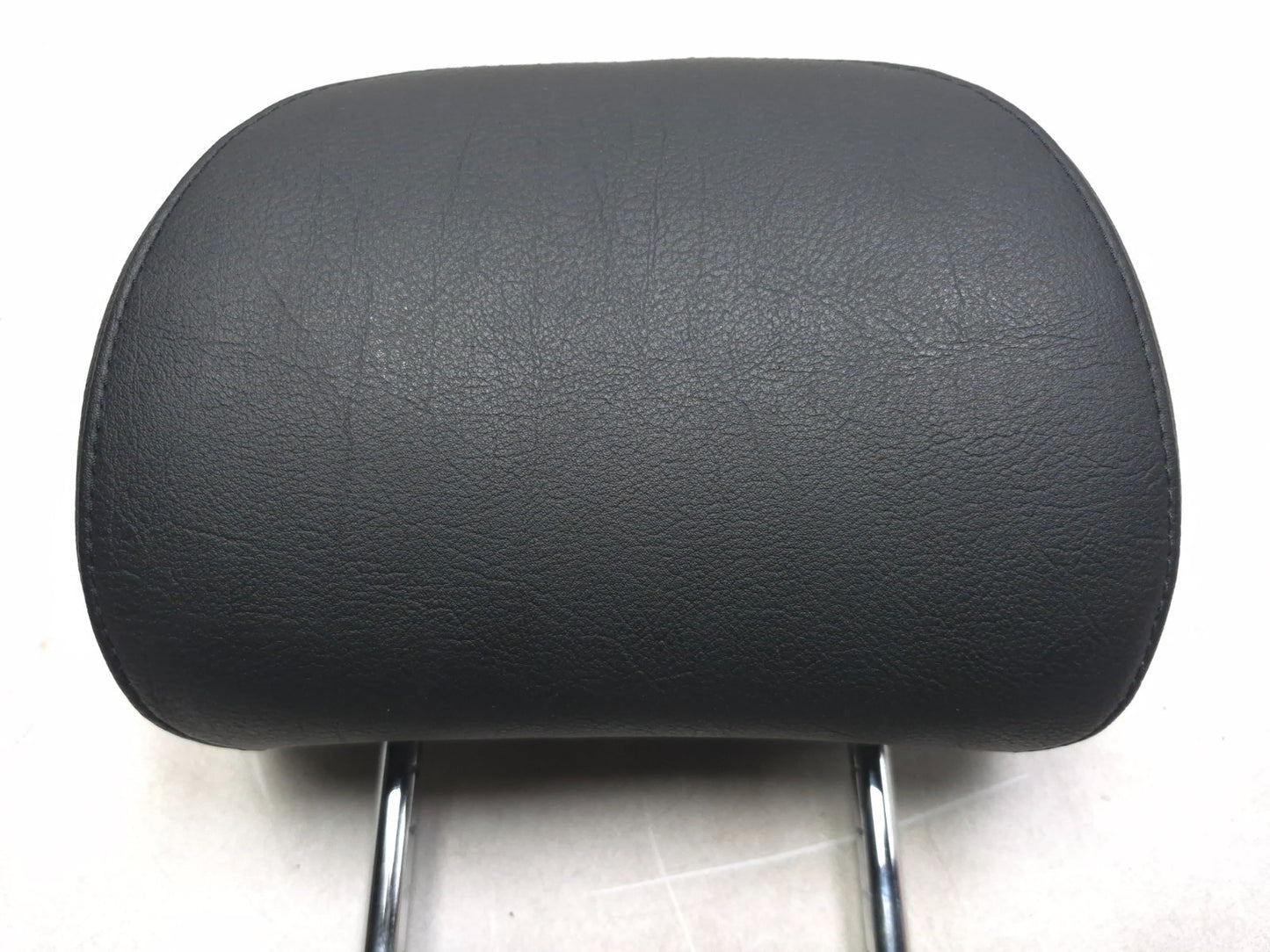 2005 BMW 325i Front Seat Headrest Pair OEM