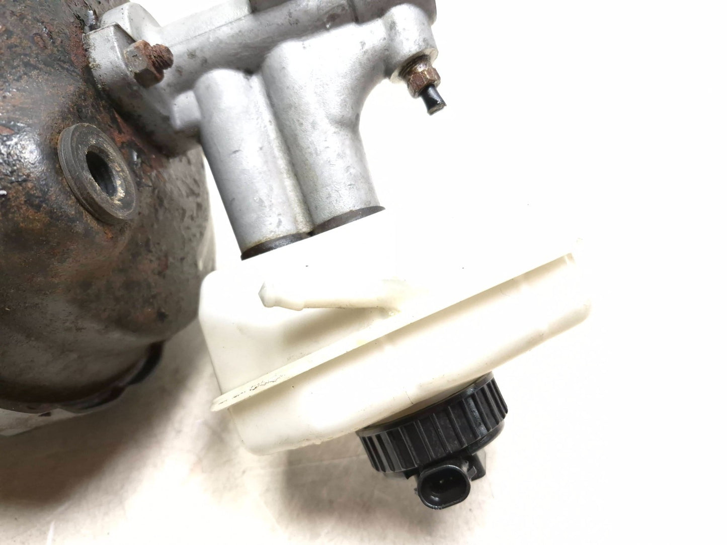 2007 Saab 9-5 Aero Brake Booster Servo OEM