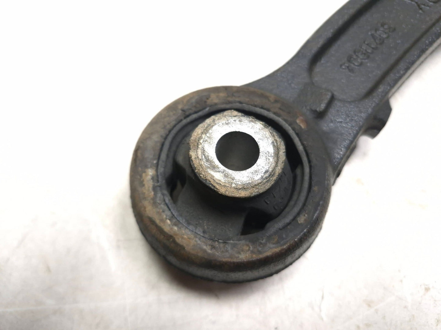 2013 Fiat 500 Turbo Front Right Lower Control Arm OEM 4877742