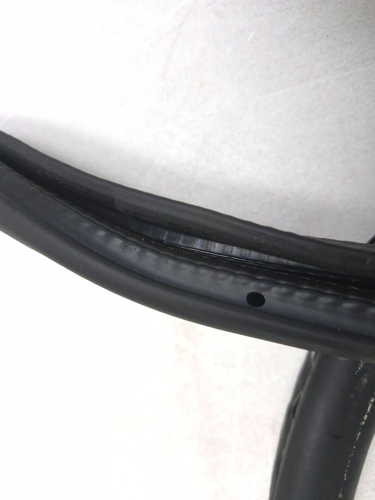 2011 Volkswagen Tiguan Rear Door Weatherstrip Seal Passenger Side Right 4pcs OEM